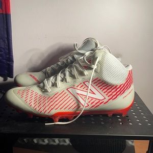 *Brand new* New balance burn X mid cut men’s lacrosse cleats red/white